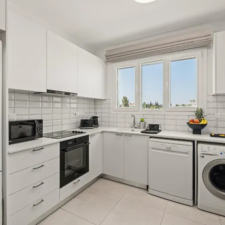 Chic & Elegant Hideaway - Your Luxury Escape *