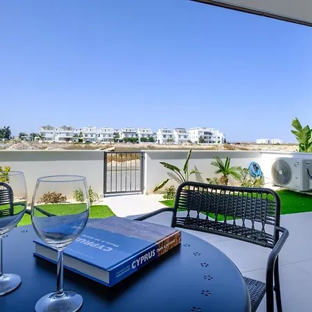 Chic & Elegant Hideaway - Your Luxury Escape