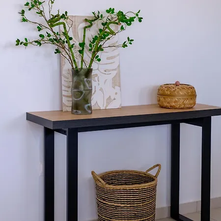 Chic & Elegant Hideaway - Your Luxury Escape Daire *