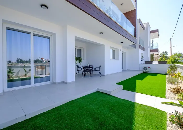 Chic & Elegant Hideaway - Your Luxury Escape Apartmán *