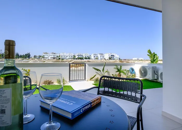 Chic & Elegant Hideaway - Your Luxury Escape