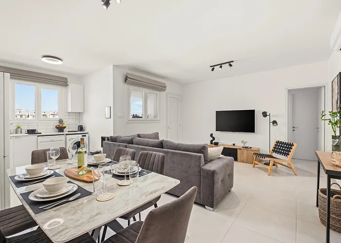 Chic & Elegant Hideaway - Your Luxury Escape Apartmán *